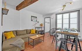 Le Regans - Charmant Appartement En Tomette